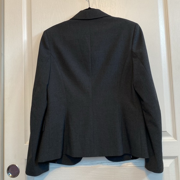 3 for $30 Espirit Grey lined Blazer - Picture 6 of 9
